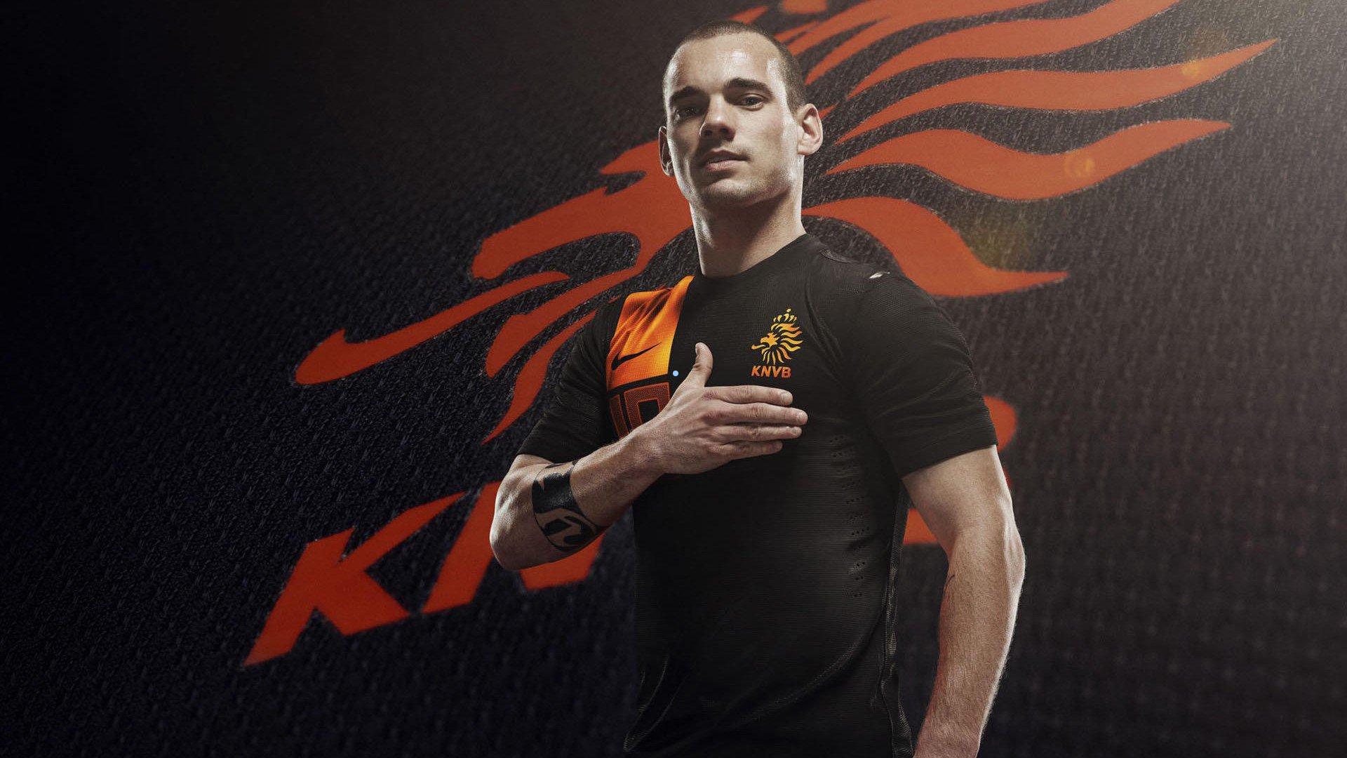 爱游戏体育-新王当立！曼城王朝迎真命天子，谢尔基一剑封喉定江山