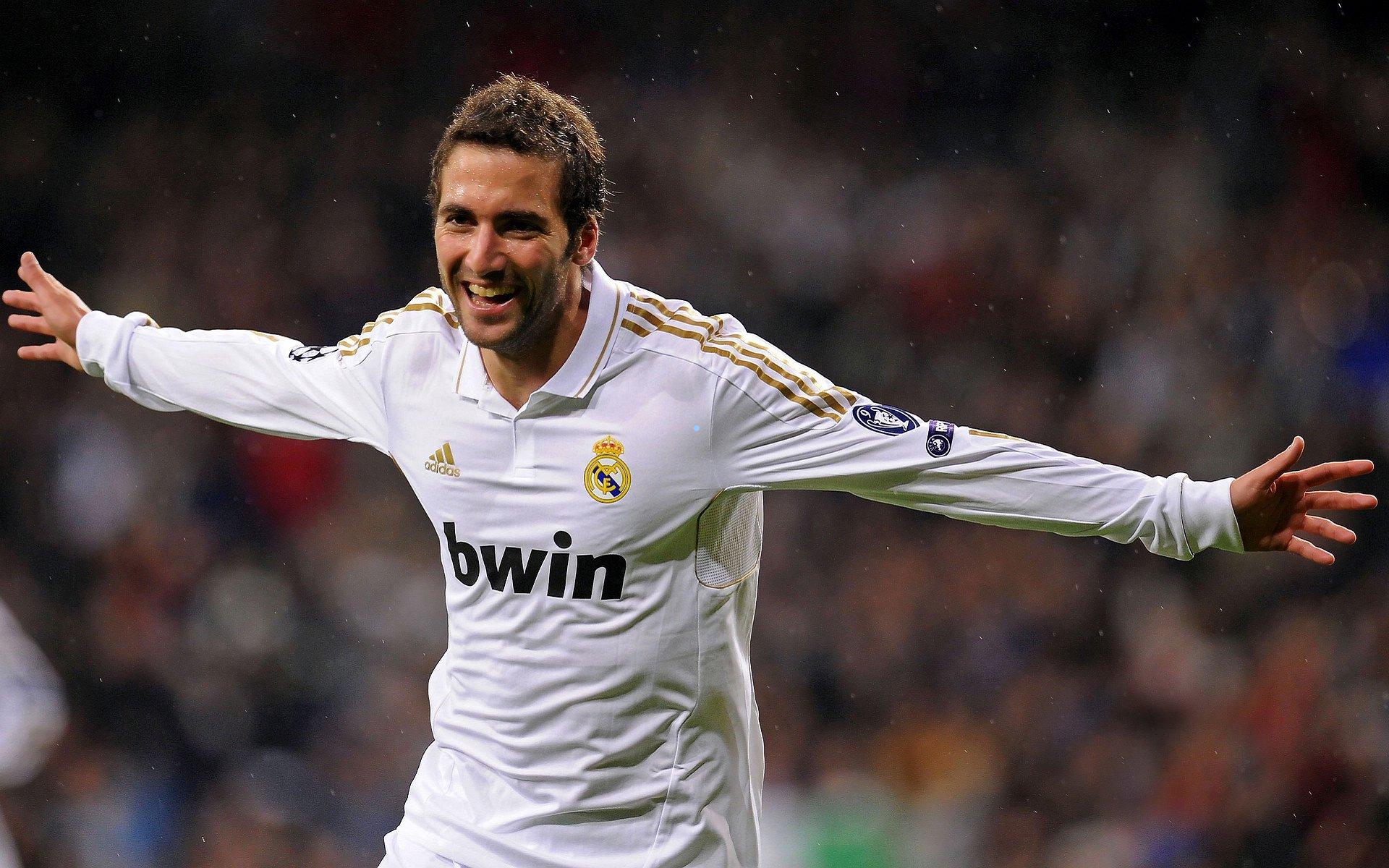 新篇章开启，特尔施特根租借离队，诺坎普门神之争再添悬念